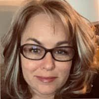 Andrea Dean's Instagram, Twitter & Facebook