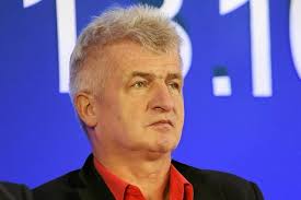 Piotr ikonowicz is an actor, known for dzien kobiet (2012). Piotr Ikonowicz Trafil Do Wiezienia Rano Przyszli Po Niego Policjanci Natemat Pl