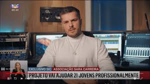 Tony carreira was born on december 31, 1963 in portugal as antónio manuel mateus antunes. A Primeira Entrevista A Tony Carreira E Fernanda Antunes Apos A Morte Da Filha