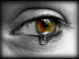 صور عيون تبكي صور مؤثرة لعيون باكية اجمل الصور