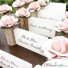 Watch our short video tutorial below for details and instructions on how to make place cards. Diy Wedding Place Cards Awesome Wedding Name Cards