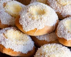 It is typically served in transparent in glass glass or bowls. Easy To Make Skolebrod Norwegian Custard Buns Delishably
