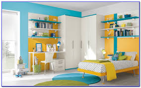 Contrasting colors, brown and white, are on full display in this main bedroom. Blue And Yellow Color Scheme For Bedroom Atmosphere Ideas Mix Pattern Complementary Colors Background Red Nails Wedding Apppie Org