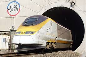 Book your train tickets to paris, brussels, lille, the south of france and many more european destinations with eurostar. 2 000 Trapped As Eurostar Trains Break Down