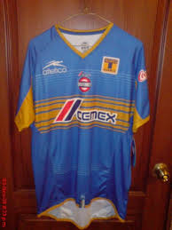 Aquí #fullsiemprecontigo desde su fundación, en 1982, la fundación universitaria los libertadores ha impulsado la transformación social en el país a través de educación superior de alta calidad. Tigres De La U A N L Away Football Shirt 2006