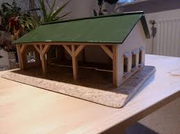 Spielzeugscheune Fuer Meinen Sohn Bauanleitung Zum Selberbauen 1 2 Do Com Deine Heimwerker Communit Spielzeugscheune Bauernhof Spielzeug Bauernhof Kinder