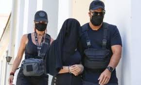 «πρόκειται για ένα τραγικό γεγονός», τόνισε ο υπουργός υγείας βασίλης κικίλιας. Epi8esh Me Bitrioli Omologhse To Egklhma H 35xronh Efh Zhthse Syggnwmh Enan Xrono Meta Sportime Gr