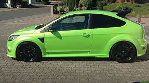 So this kind of car actually is appropriates for being used in the hard field. Ford Focus Rs 2009 Gebrauchter Kompaktsportler Mit 507 Ps Autobild De