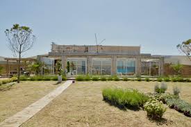 Car il s'en passe des choses dans la ville de sète: Demain Nous Appartient Le Spoon La Paillote Decouvrez Les Lieux De Tournage De La Serie Tele Loisirs