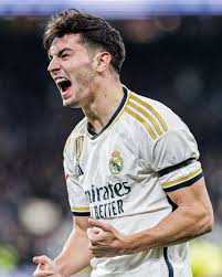 Invictos - ¿Liga? ¿Copa del Rey? ¿UEFA Champions League? No le importa la competición, Brahim Díaz está aprovechando cada oportunidad que recibe en el Real Madrid. RESPECT. | Facebook