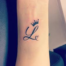 Best Initial Tattoo Designs Get Permanent Initial Tattoos Of Loved One Name L Tattoo Tattoos Initals Tattoo