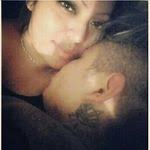 Elizabeth Pavia's Instagram, Twitter & Facebook