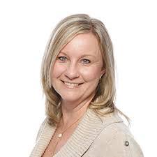 Lisa Lash's Instagram, Twitter & Facebook