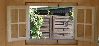 Gartenhaus tür selber bauen anleitung gartenhaus selber. Turen Und Fenster In Ein Gartenhaus Einbauen Schweden Schuppen