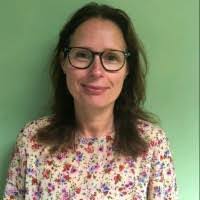 Karen Beal's Instagram, Twitter & Facebook