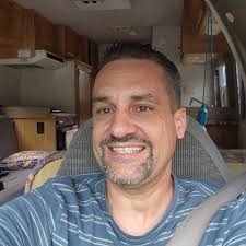 We have a leaf 2023 and often when it rains semi heavy the front camera  stops function after some time and starts again after a while. Have other  experienced that as well