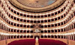 E' quanto prevede, la road map decisa dalla cabina di regia sulle riaperture. Napoli Il Teatro Di San Carlo Riapre Al Pubblico Dal 14 Maggio Radio Kisskiss Napoli