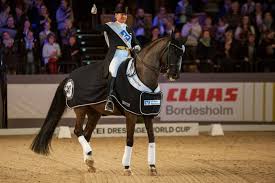 Hier findest du sabell werth zum besten preis. Isabell Werth Und Weihegold Mit Grandioser Kur Zum Sieg In Neumunster Reitsport Portal