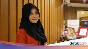 30 may 2020 / russell arsenault. Viral Di Internet Veve Zulfikar Tak Menyangka Jadi Idola