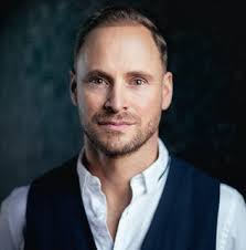 Shaun Ford's Instagram, Twitter & Facebook