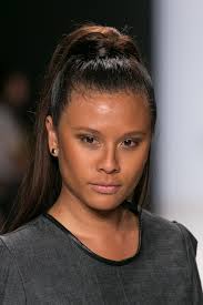 DEWY GLOW WITH MARY KAY