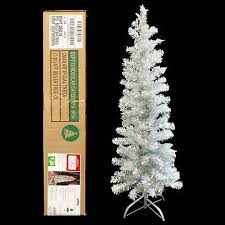It was also considered sacred by the druids. Jahreszeitliche Dekoration Silver Christmas Xmas Decoration Angel Hair Tinsel Shredded Tinsel Decorate Tree Anfscanberra Org Au