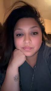 Hi I'm Sara and I'm from Texas and this is my family . nice to meet y'all