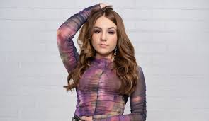 They have a third sister, lili piper, and the three look ridiculously alike. Piper Rockelle Stars In Her Very Own Fairytale In Butterflies Music Video Watch Celeb Secrets