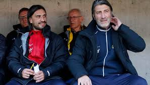 Murat yakın kimdir, murat yakın, 15 eylül 1974 tarihinde basel, i̇sviçre'de doğmuştur. Yakin Zuruck Beim Fcs Das Sagen Experten Und Spieler Schaffhauser Nachrichten