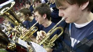 Xavier celebrates 70-69 win against East Troy