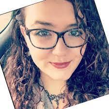 Erika Rueda's Instagram, Twitter & Facebook