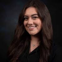 Leslie Salinas's Instagram, Twitter & Facebook