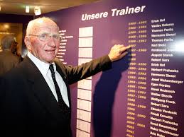 Fra wikipedia, den gratis encyklopædi. Bundesliga News Osterreich Trauert Um Karl Stotz