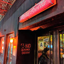 Filmle birlikte siz de aksiyon yaşayacaksınız , gerard butler'in başrolünü oynadığı bu filmi guy ritchie yönetiyor.bir rus gangster londra emlak. Rocka Rolla 118 Photos 131 Reviews Dive Bars 486 Metropolitan Ave Williamsburg Ny