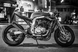 Cafe Racer Gsxr 1993 This Bike Was Built By Gabriel Ferris And Panzz Back In Malta Cafe Racer Bikes Suzuki Cafe Racer Cafe Racer