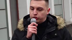 Нацкорпус проводит акции под телеканалами, которые связывают с медведчуком. Nackorpus Megafon
