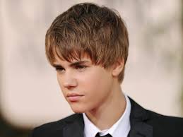 While justin's newest hairstyles have made him the talk of the fashion world, it was this long bangs hairstyle that made the bieb the style icon he is today. Justin Bieber S Beauty And Hairstyle Evolution