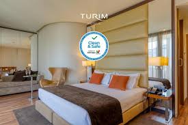 Yes, turim europa hotel offers free cancellation on select room rates, because flexibility matters! Turim Av Liberdade Hotel Lissabon Portugal