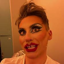 פרופיל של ‏‎Ella Vaday‎‏‎