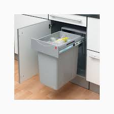 Un mini tiroir sous vier pour gagner un maximum de place. Gripa Niz Novcanik Poubelle Pour Cuisine Ikea Lakeecologylab Org