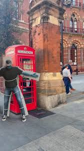 Annie Choi is a gifted animation artist celebrated for her enchanting and  whimsical digital animations. Her work often includes surprising  transformations and playful themes, like her well-loved bread loafers  animation. Annie's unique