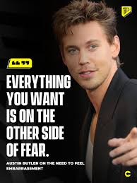 🚢 On their wedding anniversary trip to Greece, a couple visited the famous  Corinth Canal and witnessed an incredible sight—a massive cruise ship  threading the needle through the narrow strait. The towering