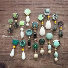 824 likes 28 comments ルミエール イリゼ lumiere irise on instagram vintage green button 最近グリーンカラーのご依頼が多く なので グリーンばかり作っちゃい アクセサリー ピアス ハンドメイド かわいいジュエリー