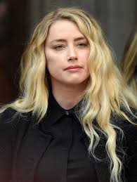 Heard first gained mainstream recognition for supporting roles in the action film never back down (2008). Nach Urteil Amber Heard Von Johnny Depp Fans Ubel Beleidigt Promiflash De