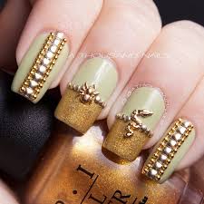 33 Amazing Nail Art Ideas With Rhinestones Gems Pearls And Studs Red nails are so hot and breathtaking! 33 amazing nail art ideas with