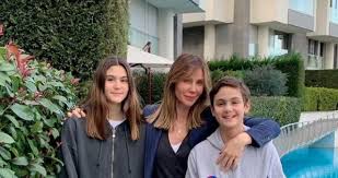 Peki demet şener kimdir, kaç yaşında ve nereli? Demet Sener In Kizi Irem Kutluay Kimdir Irem Kutluay Kac Yasinda Demet Sener Kimdir Haberler