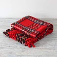 qu est ce qu un plaid definition histoire et origine couverture a carreaux tartan echarpe tartan