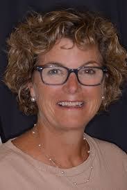 Alison Maceachern's Instagram, Twitter & Facebook