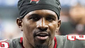 Bucs open Chase Edmonds' practice window