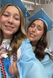 emily (@emily.jarrell)